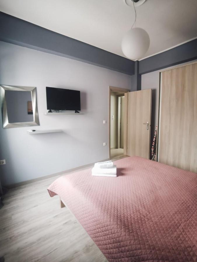 Efrosini'S By The Sea Apartment Халкис Екстериор снимка